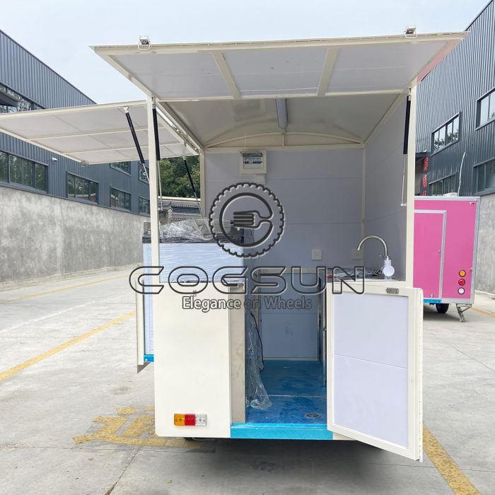 Electric Piaggio APE Food Truck