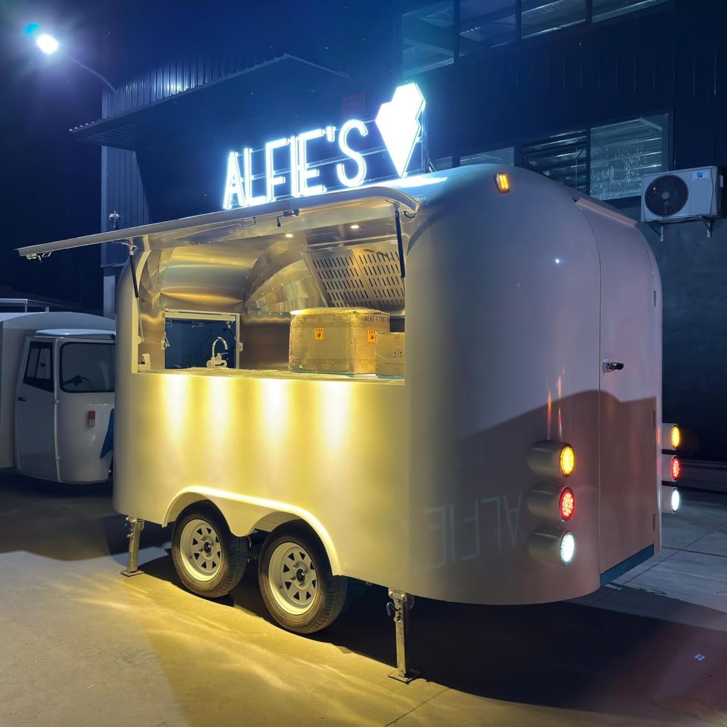 Airstream food trailer cogsun