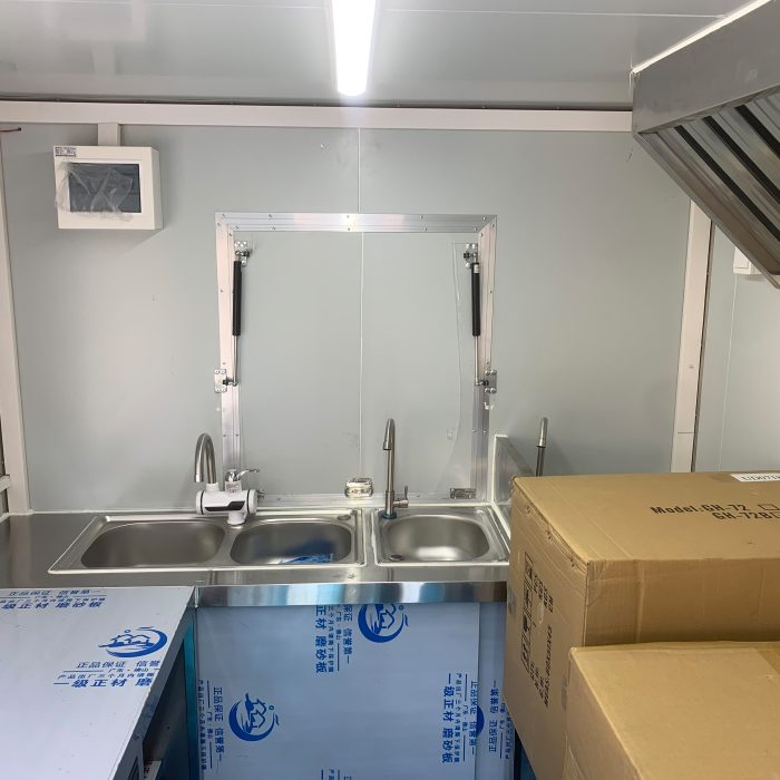 13FT Blue Square Food Trailer with Fence for BBQ