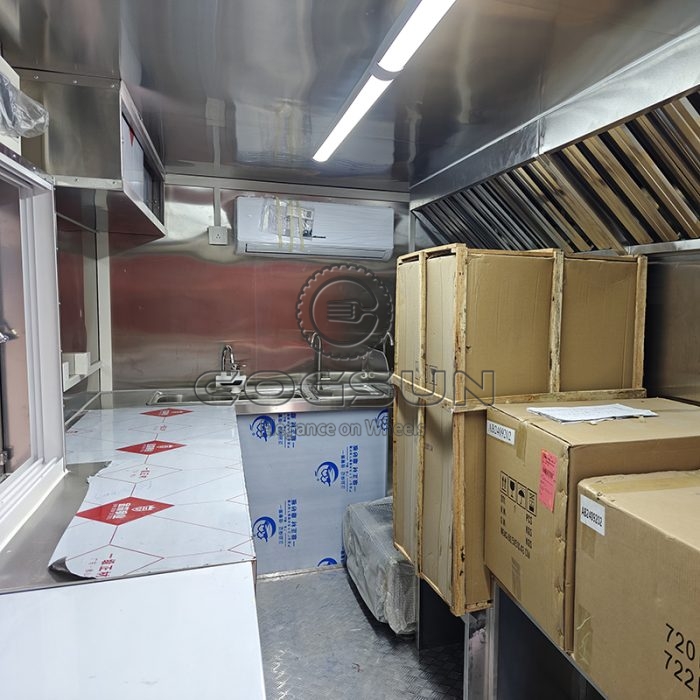 15FT Red Single Window Square Food Trailer with Fence