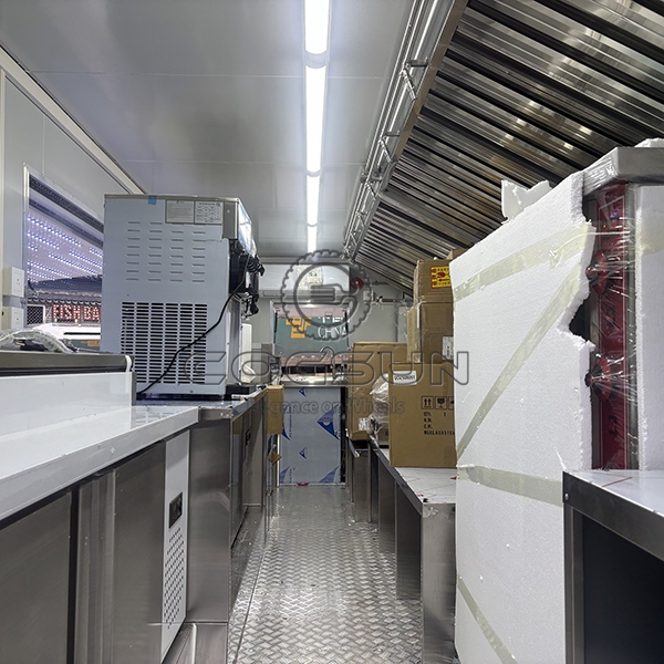 18FT Red Single Window Square Food Trailer