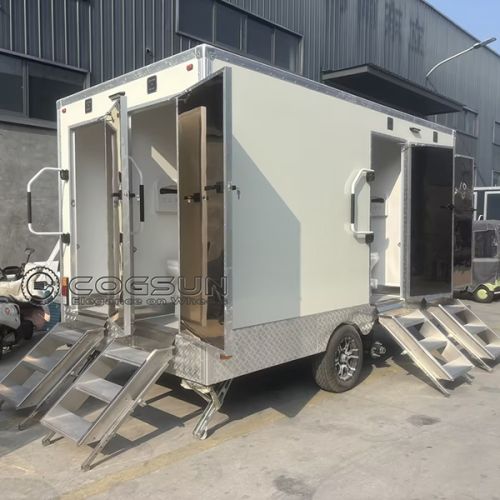 4 Station Restroom Trailer Luxury Portable Toilet Trailer For Events